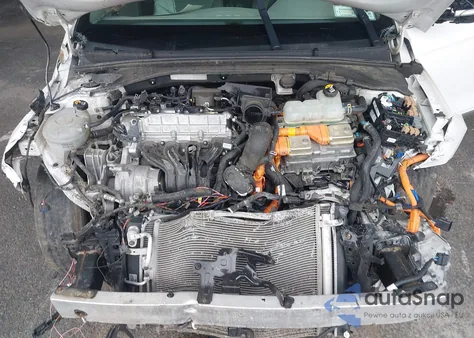 2019 Hyundai Ioniq Plug-In Hybrid Limited from USA, damaged, VIN KMHC75LD3KU147148